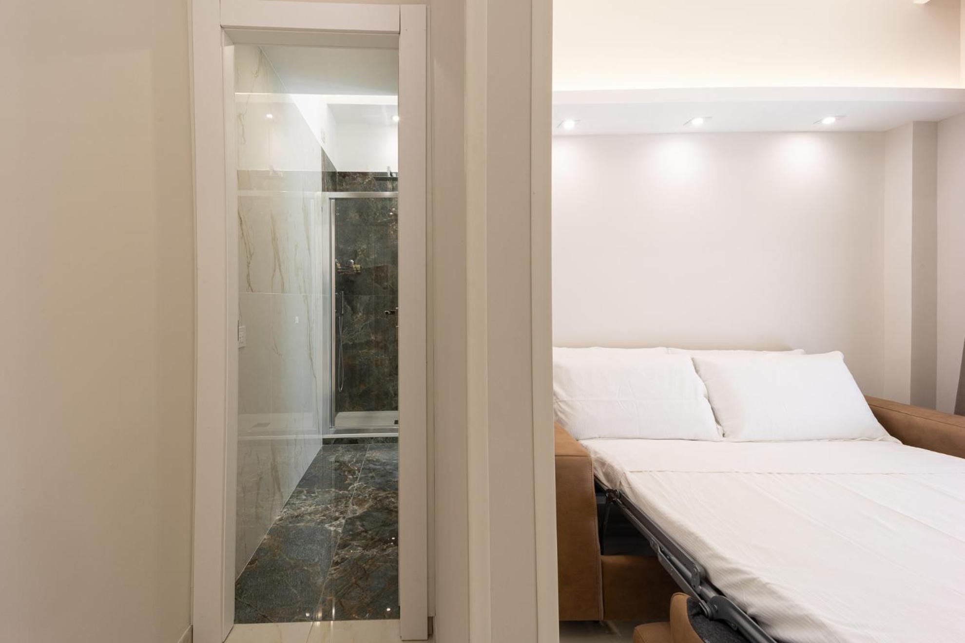 Caruso Regal House Apartment โรม ภายนอก รูปภาพ