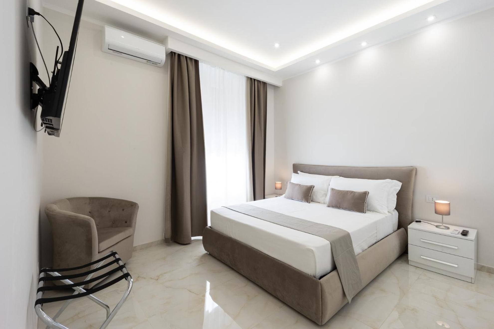 Caruso Regal House Apartment โรม ภายนอก รูปภาพ